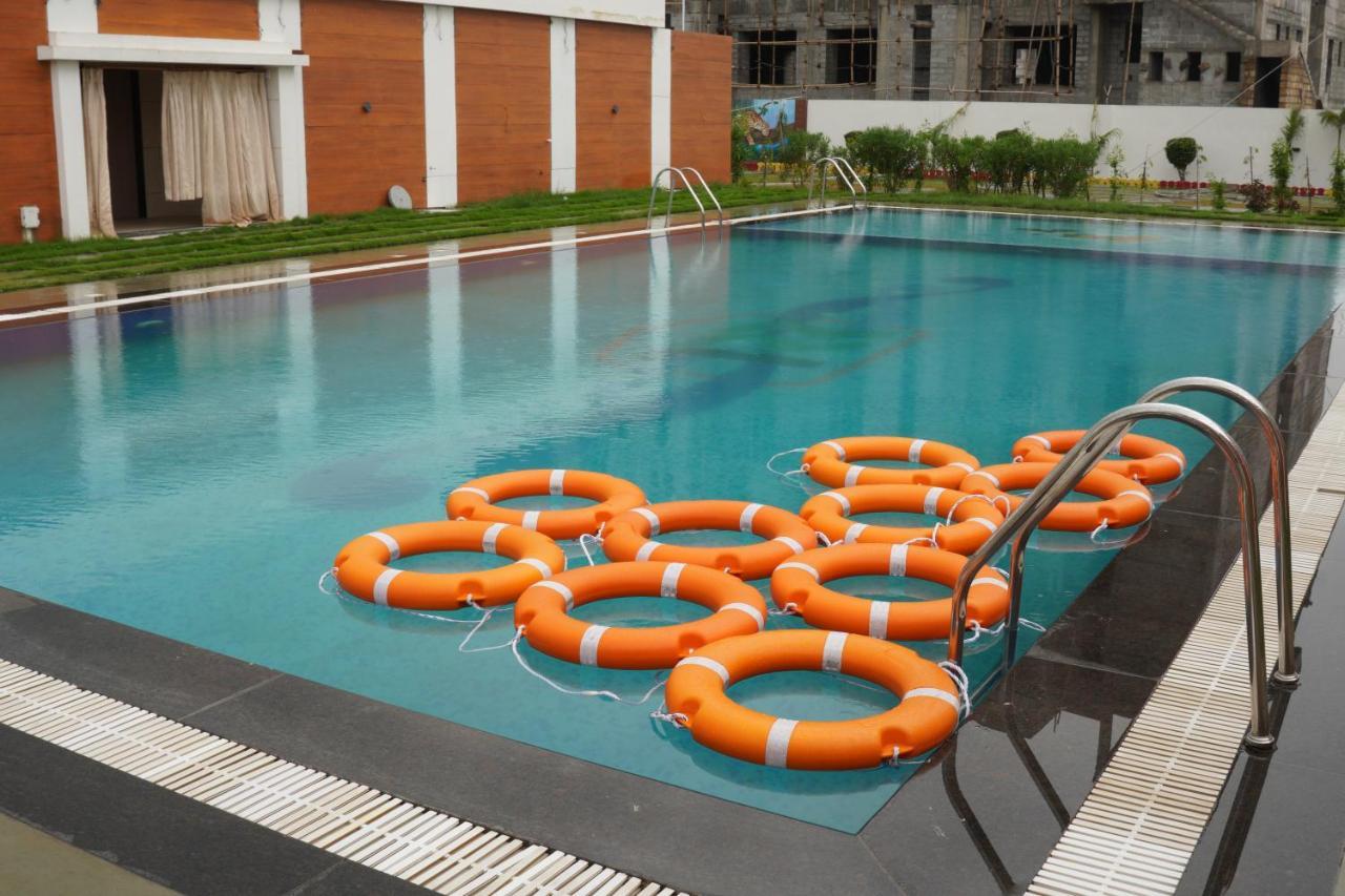 รีเจนตา เซ็นทรัล สมนาถ Hotel โสมนัส ภายนอก รูปภาพ