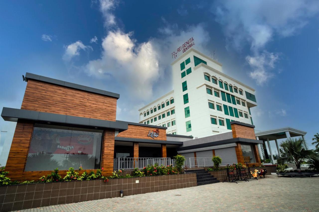 รีเจนตา เซ็นทรัล สมนาถ Hotel โสมนัส ภายนอก รูปภาพ